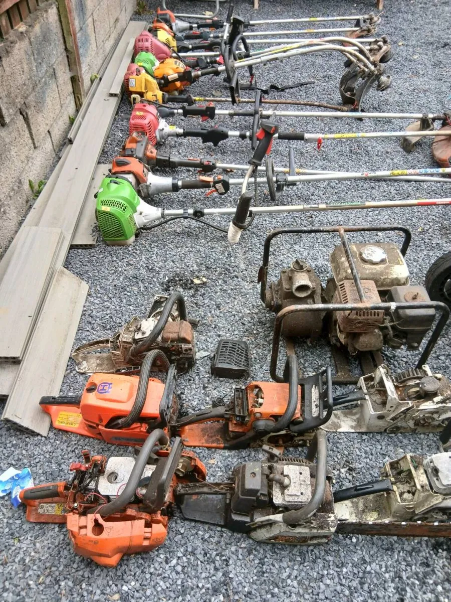 JOB LOT GARDEN EQUIPMENT - Image 1