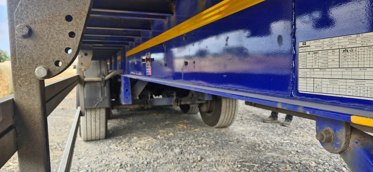 Dennison 45ft trailer - Image 3