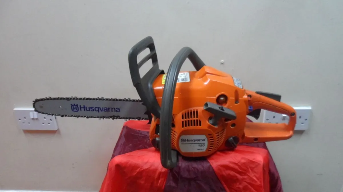 Husqvarna 120 Chainsaw - Image 1