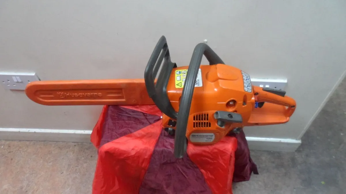 Husqvarna 120 Chainsaw - Image 3