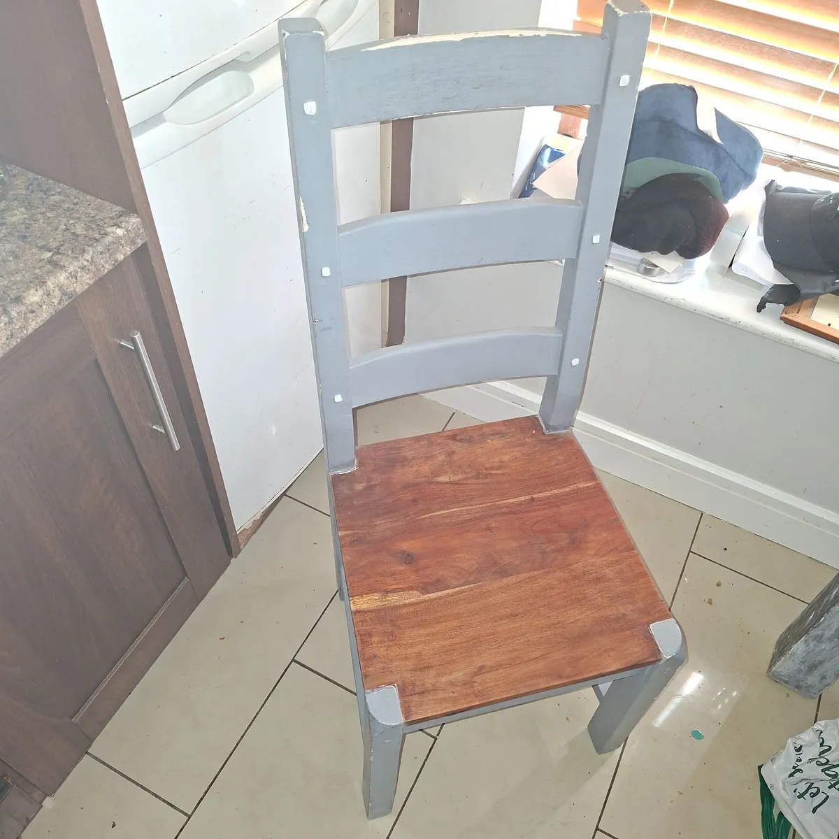 Kitchen Table and 4 chairs plus leather sofa - Image 1
