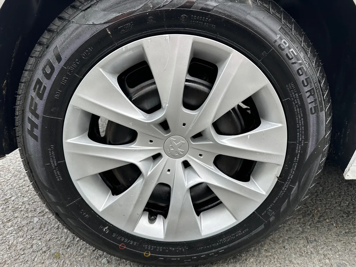 2015 PEUGEOT 208 1.0 PETROL 3DR *NON RUNNER* - Image 3