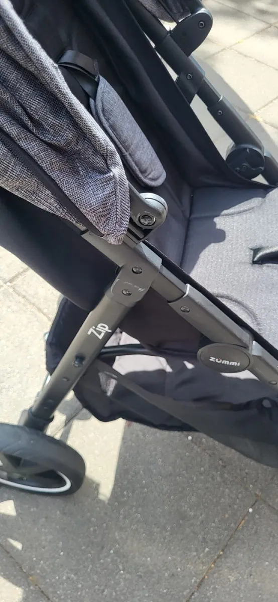 Child Stroller - Image 2