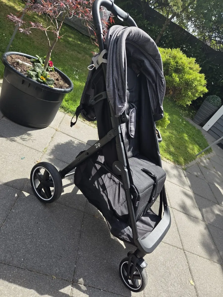 Child Stroller - Image 4