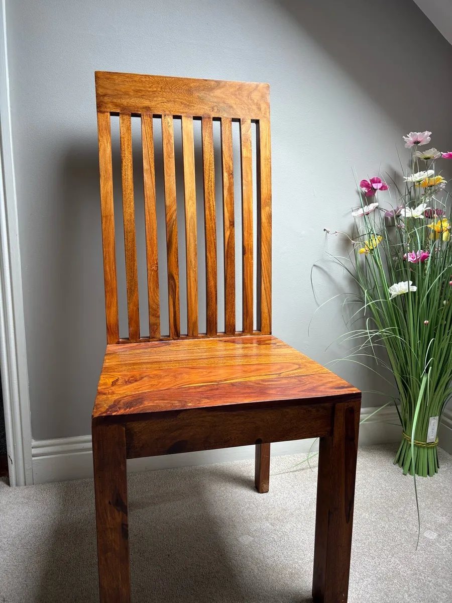 Kitchen chairs and island stools - Image 3