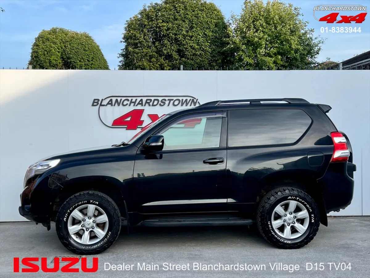 Toyota Land Cruiser SWB COMMERCIAL 2DR AUTO - Image 3