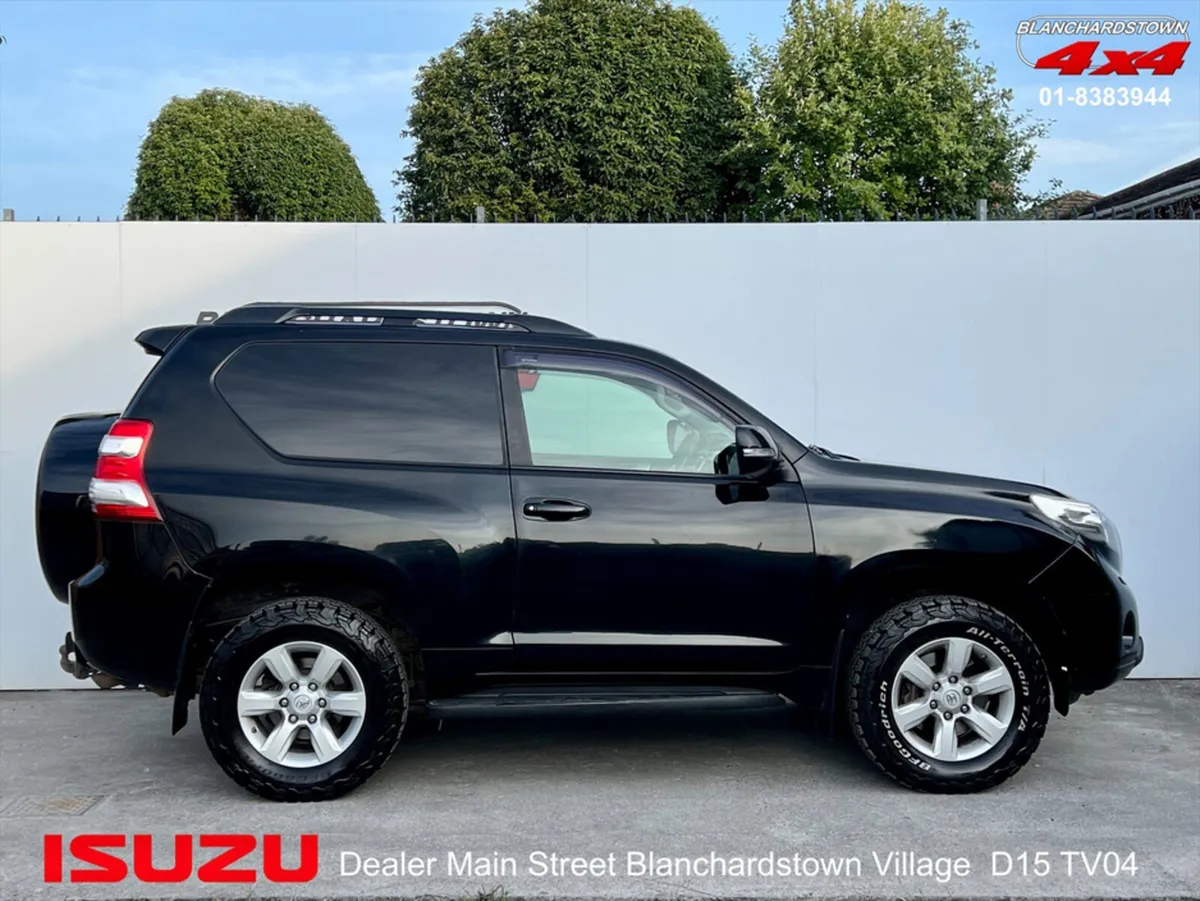Toyota Land Cruiser SWB COMMERCIAL 2DR AUTO - Image 4