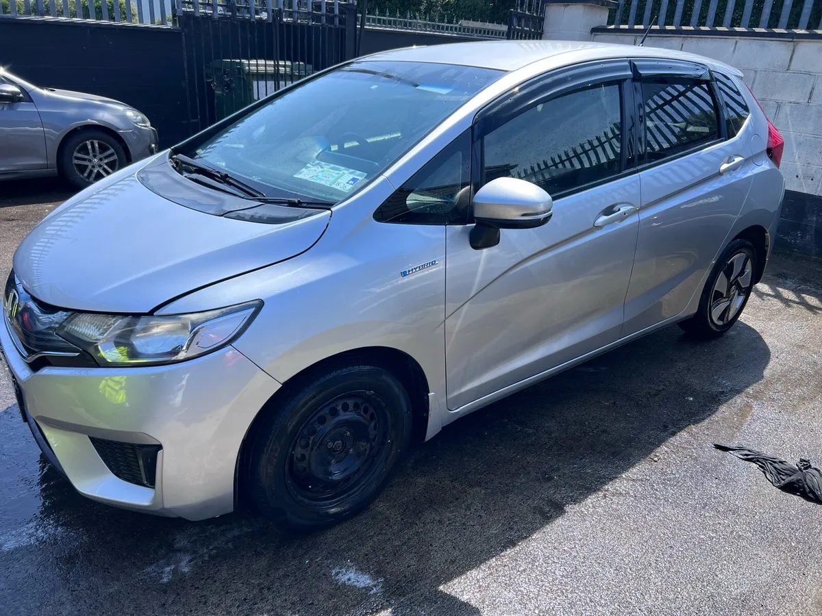Honda fit 2014 - Image 2