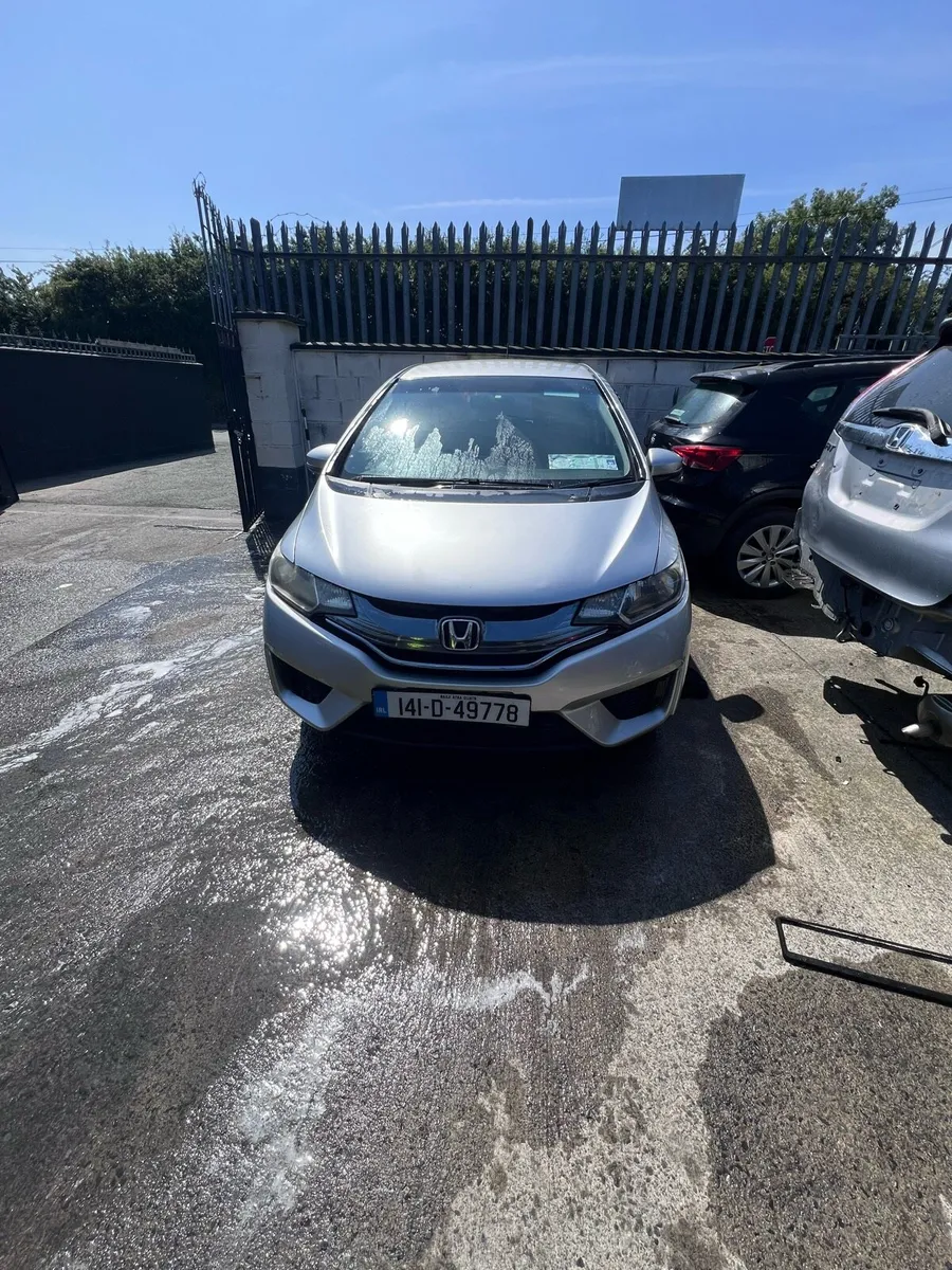 Honda fit 2014 - Image 3