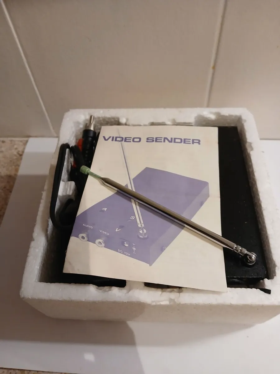 Vintage UT66 Video sender - Image 2