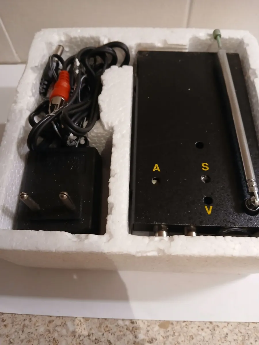 Vintage UT66 Video sender - Image 3