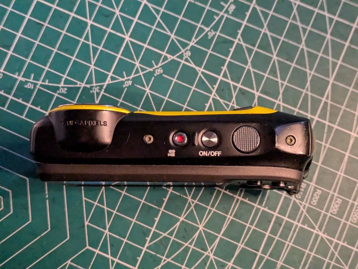 Fujifilm XP 140 underwater camera - Image 2