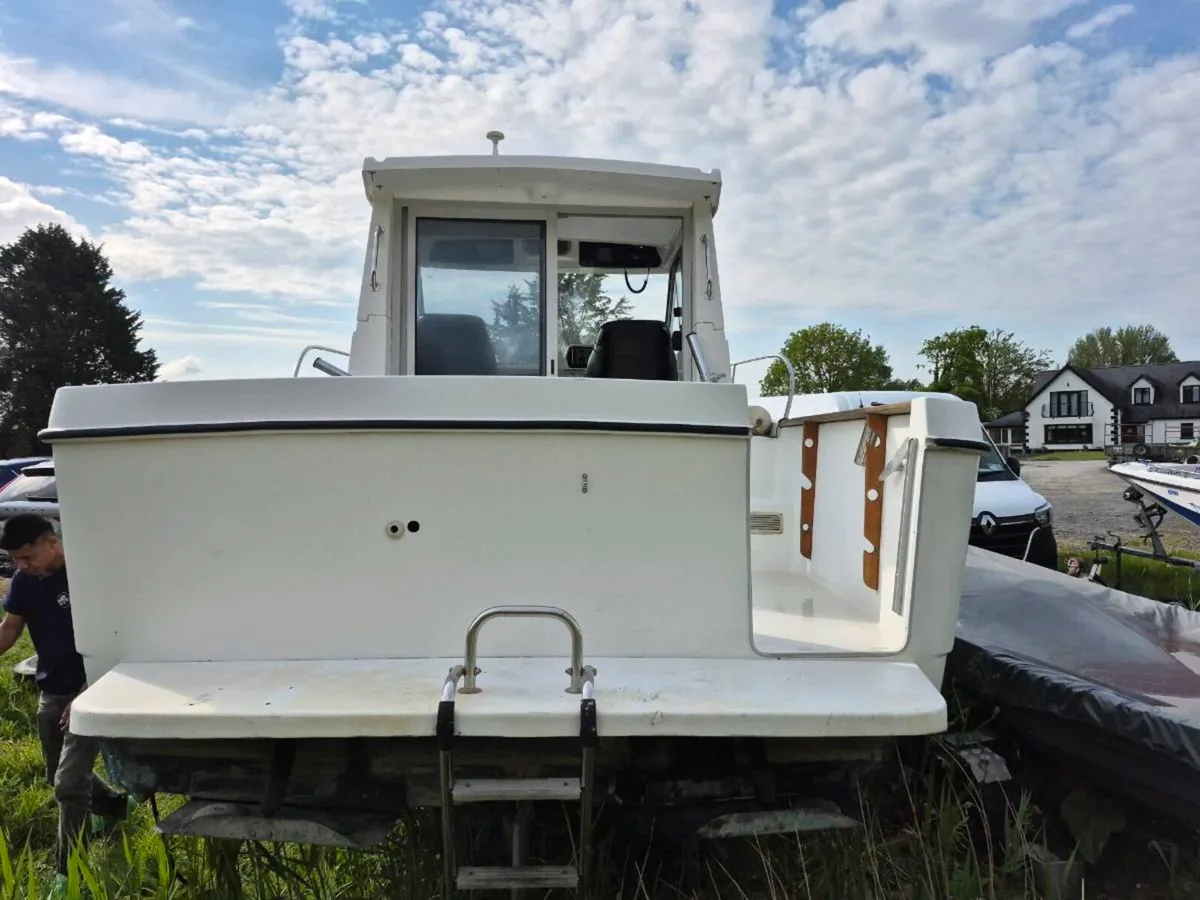 Beneteau Antares 655 Boat - Image 3