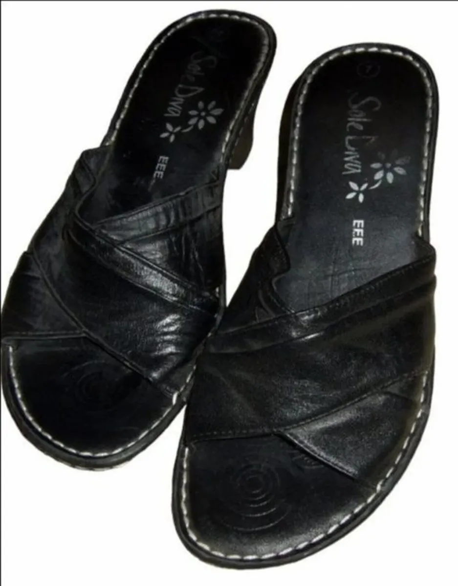 Vintage BNWT Harrods 'Sole Diva' Shoes - Image 1