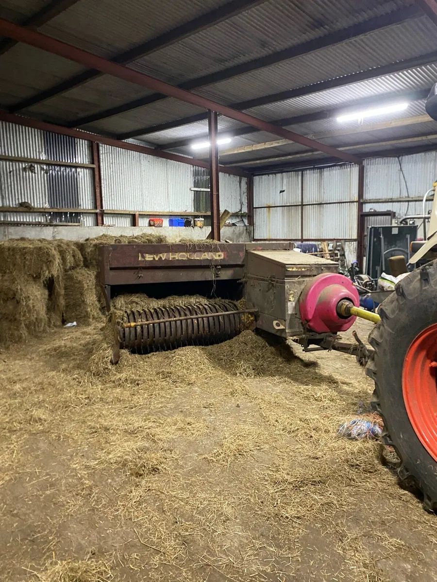 New Holland square baler - Image 3