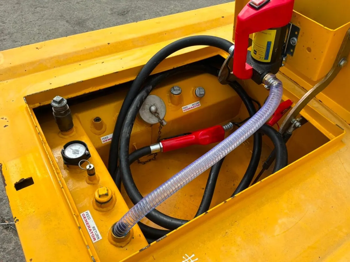 2000 litres 'Fuel Proof' bunded diesel delivery bo - Image 4