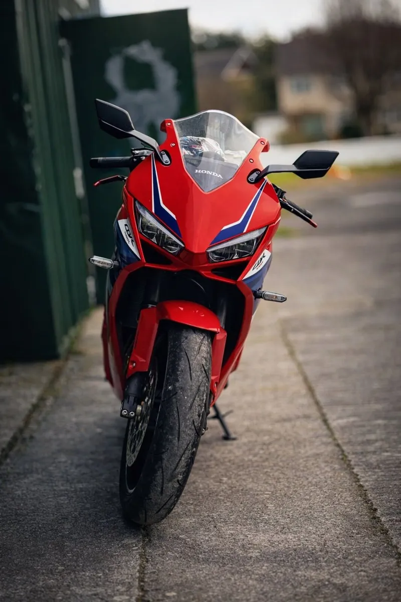 Honda CBR650R - Image 2