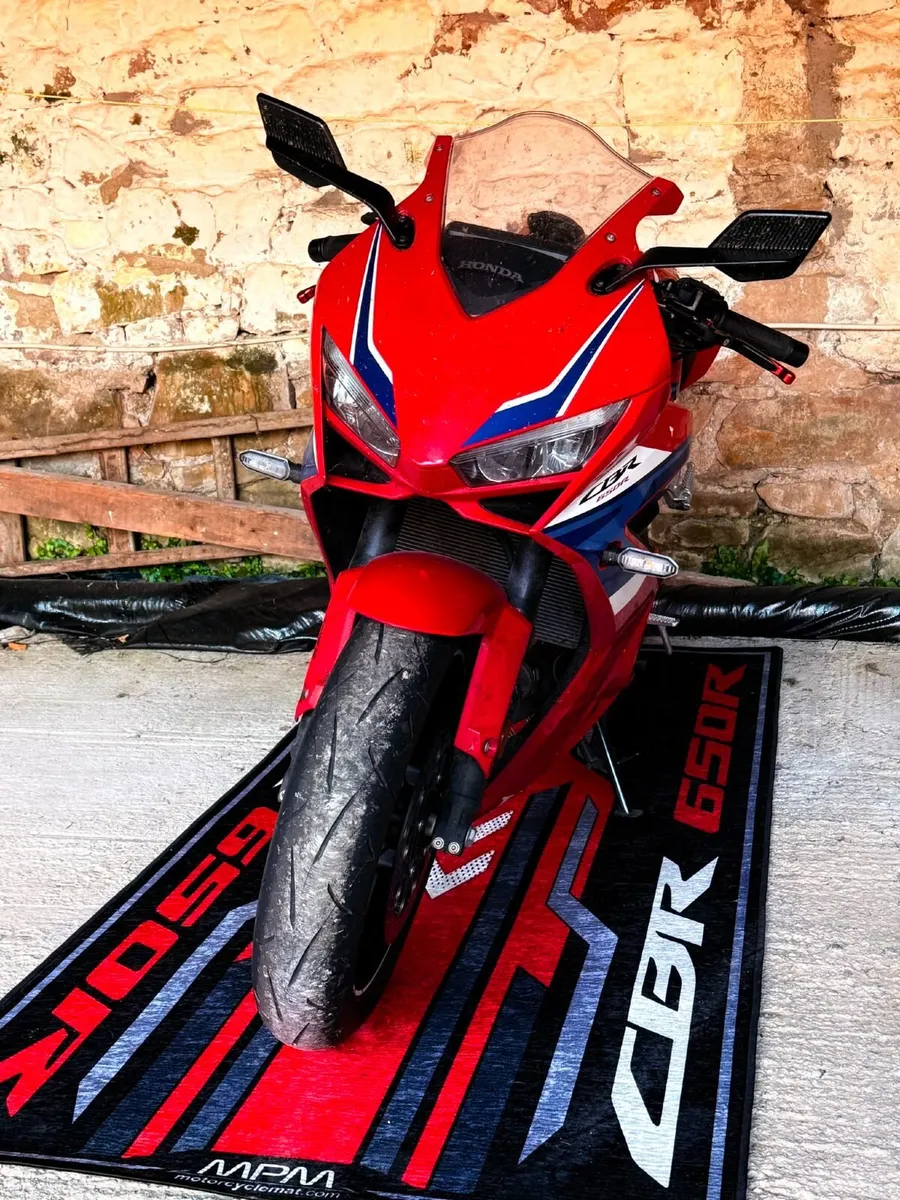 Honda CBR650R - Image 3