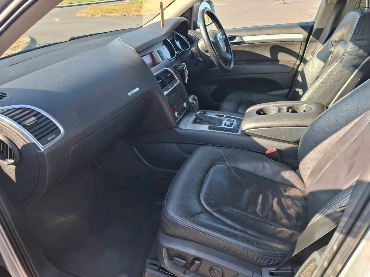 Audi Q7 - Image 3