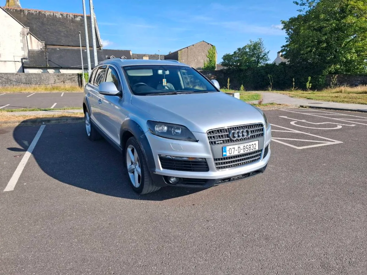 Audi Q7 - Image 4