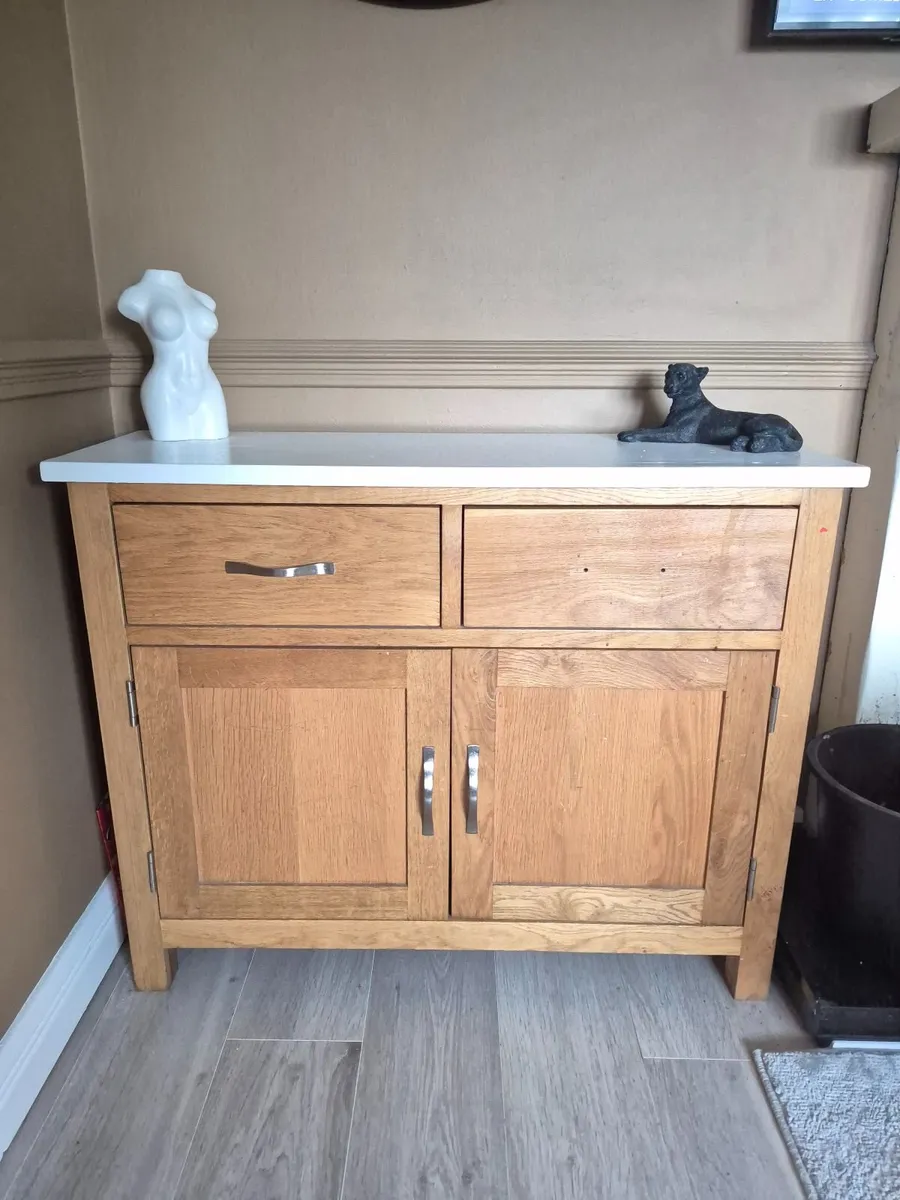 Oak cabinet - Image 2
