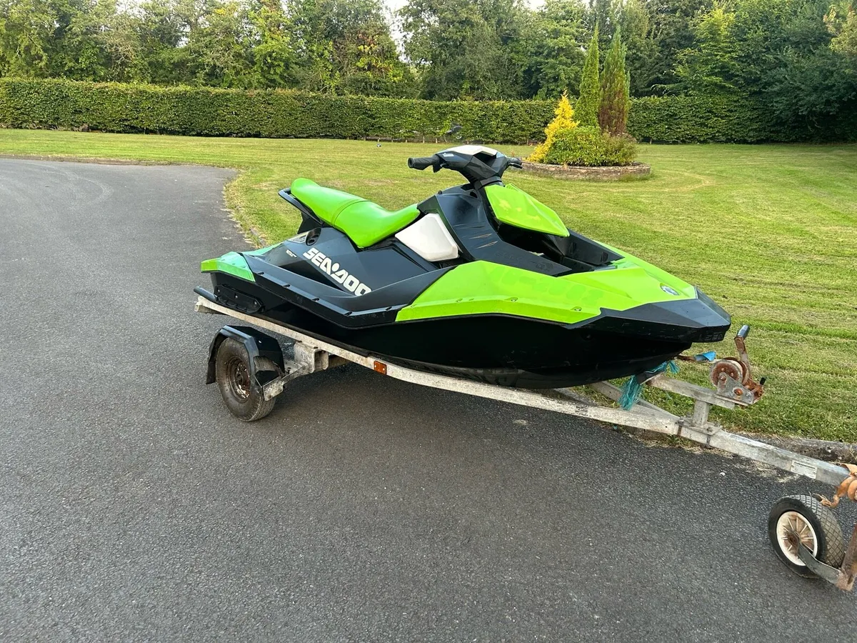 2017 Seadoo spark 90hp - Image 1