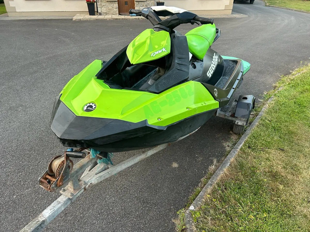 2017 Seadoo spark 90hp - Image 3