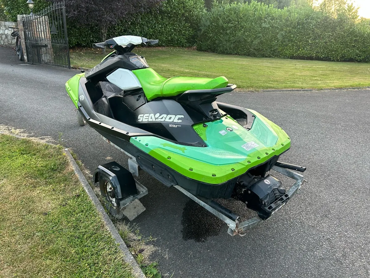 2017 Seadoo spark 90hp - Image 4