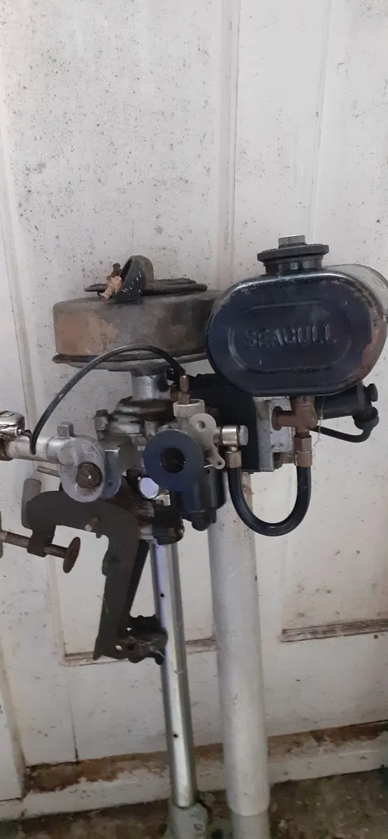 Seagull Outboard Motor - Image 3