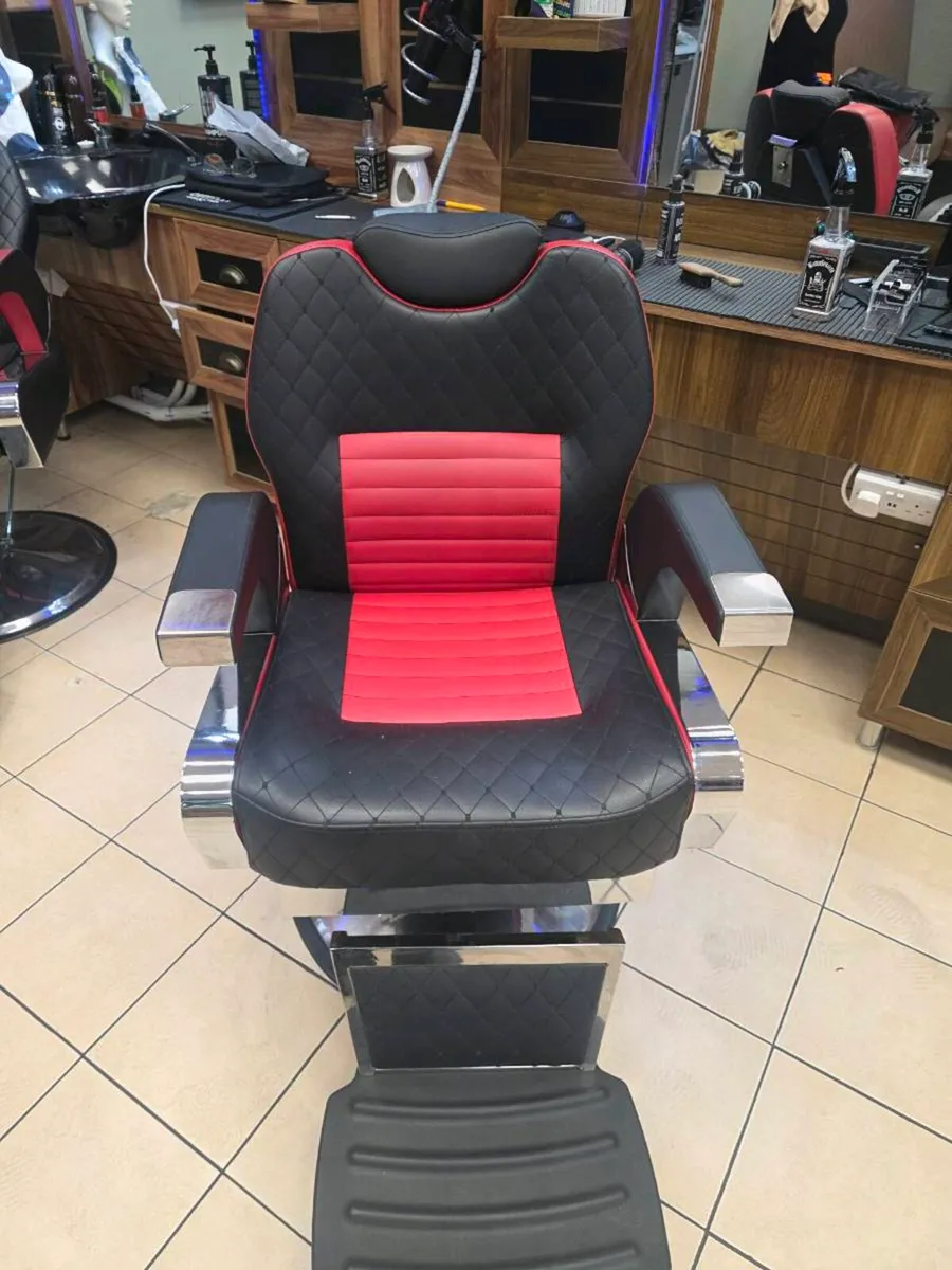 Barber Chair - Image 2