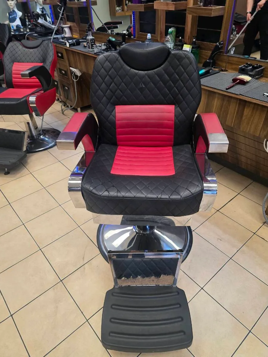 Barber Chair - Image 4