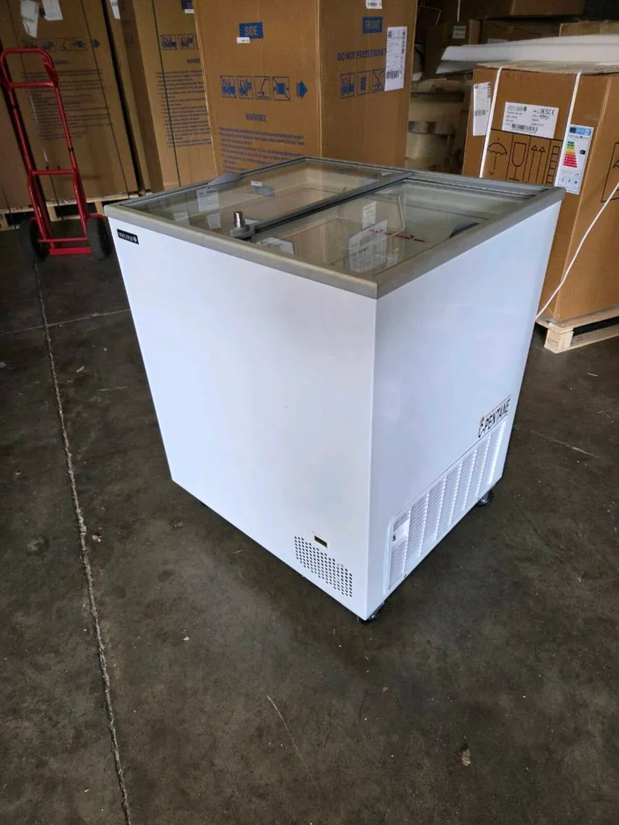 Ice cream freezer