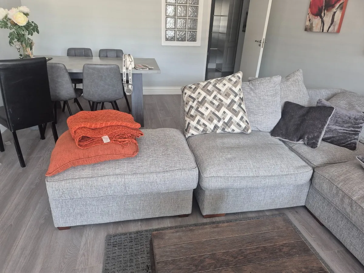 Sofa - Image 3