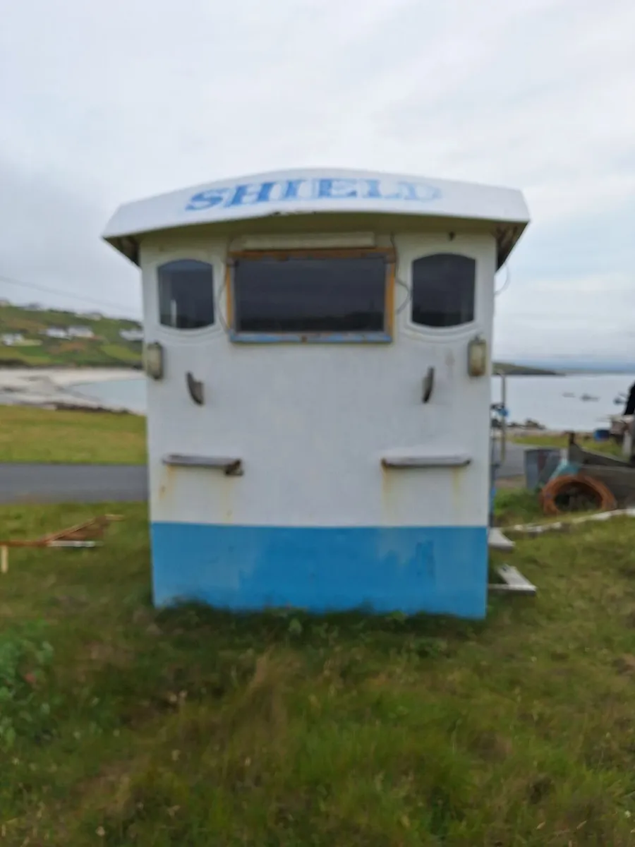 Boat Wheel House - Image 2