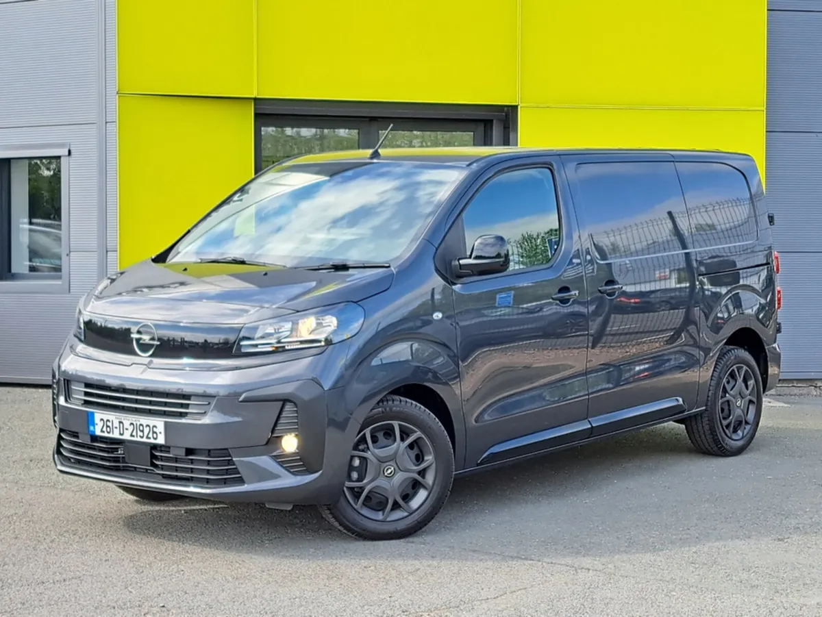 Opel Vivaro SPORTIVE SWB 1.5TD 100BHP **TOP SPEC*5 - Image 2
