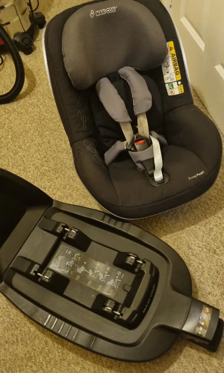 Car seat Cybex booster & Maxi Cosi 2wayPearl - Image 2
