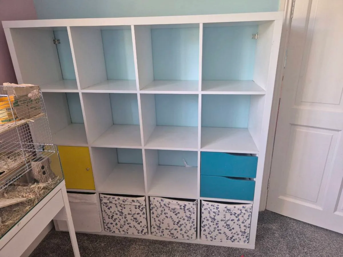 Kallax shelving unit 147cm x 147cm - Image 1