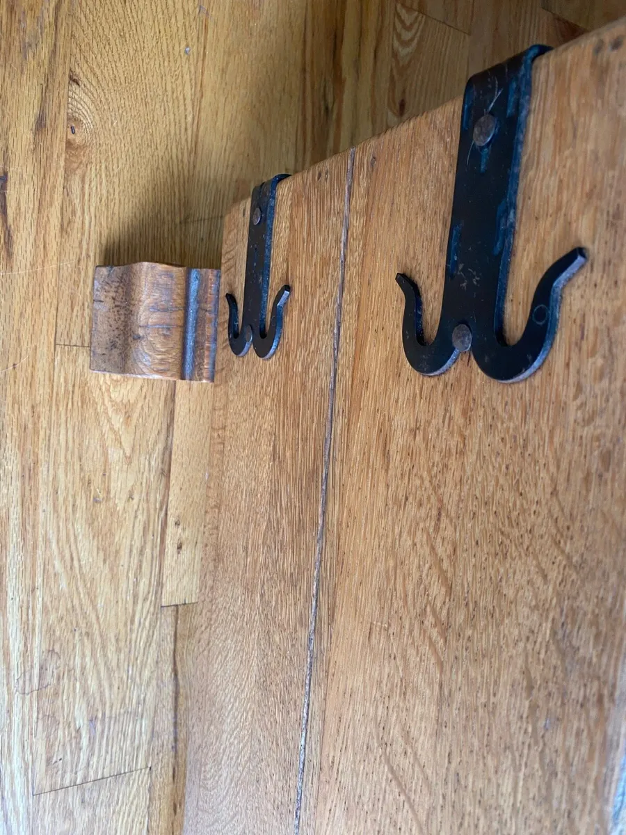 Oak Linen Chest - Image 4