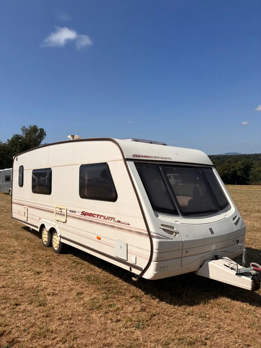 Caravan - Image 1