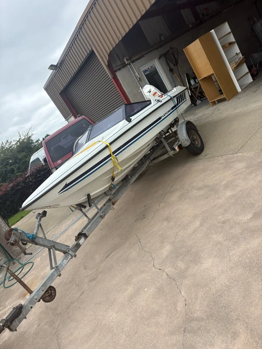 Fletcher speed boat - Image 2