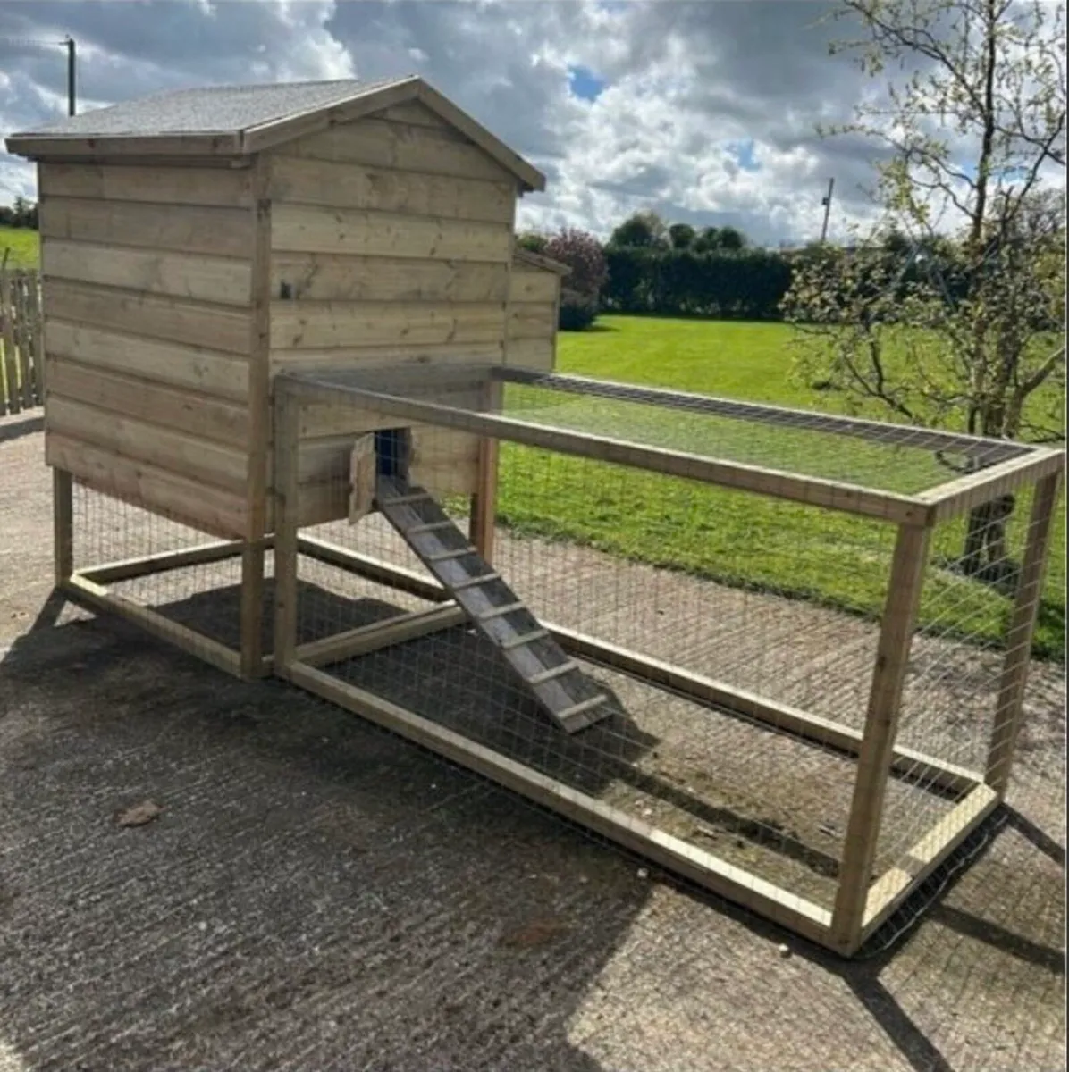 Chicken Coop - Image 1