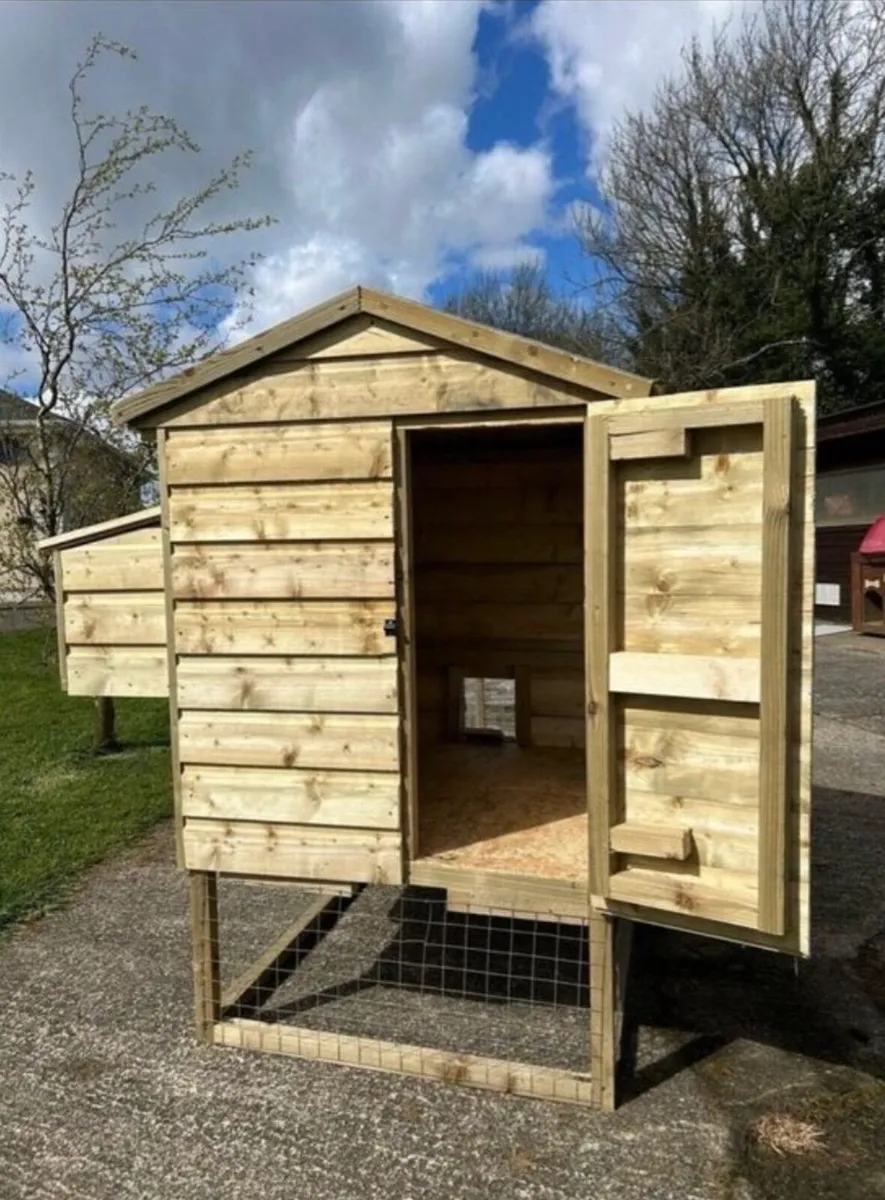Chicken Coop - Image 2