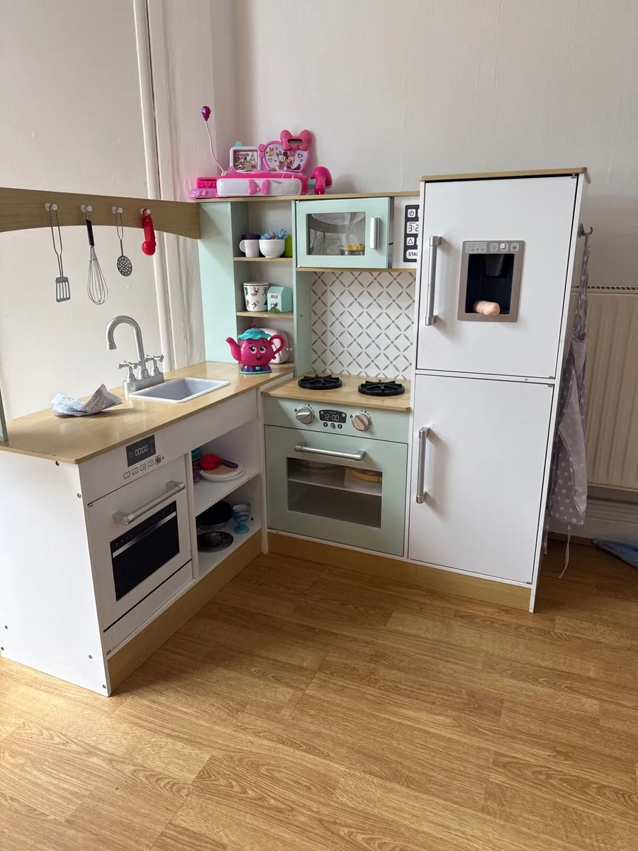 Kids kitchen - Image 1