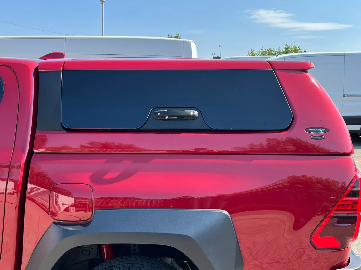 Toyota Hilux Pegasus Avantgarde Canopy - Image 2