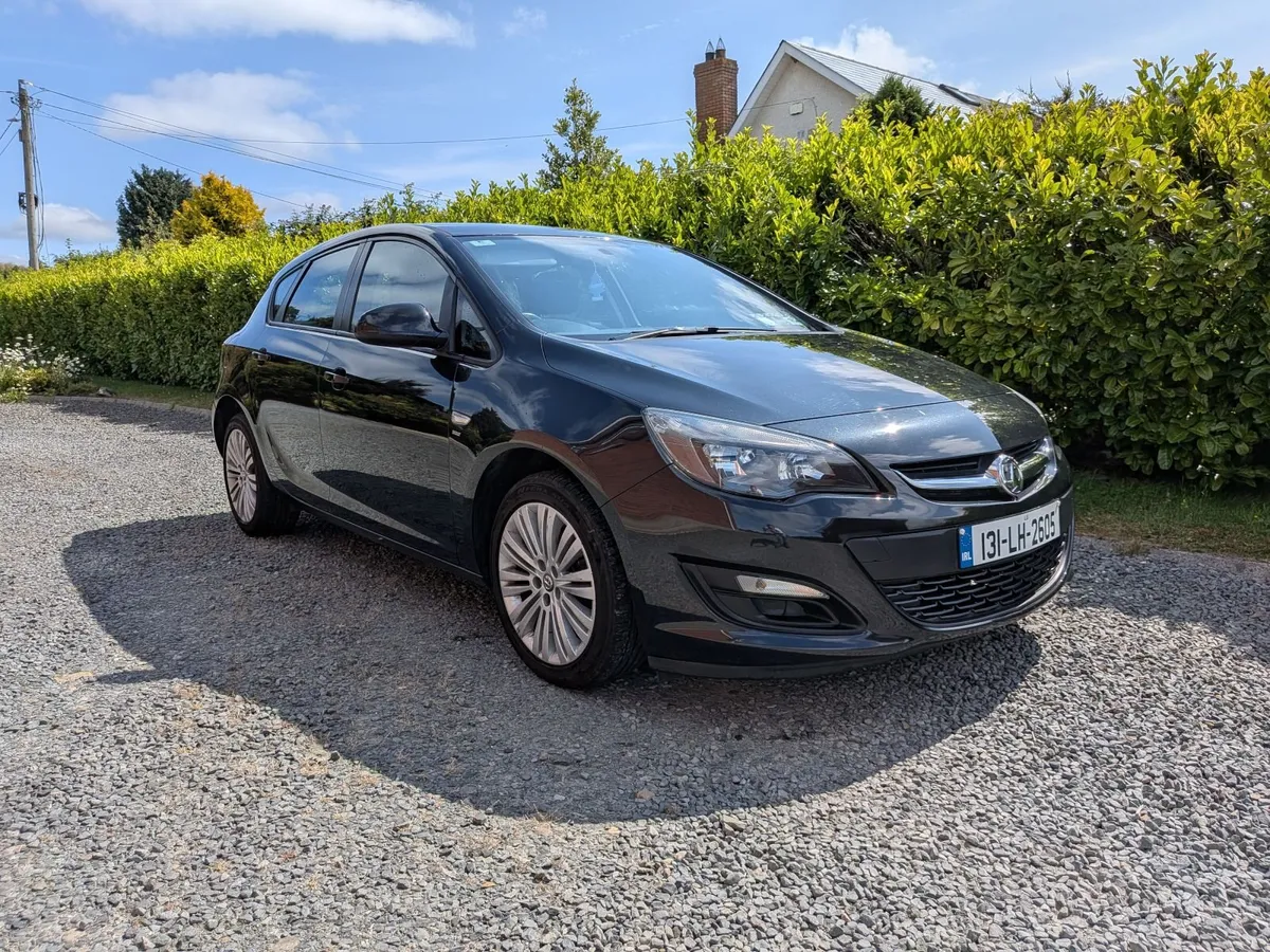 Vauxhall Astra 1.4 Petrol - 98730 miles - Easy Fix - Image 1