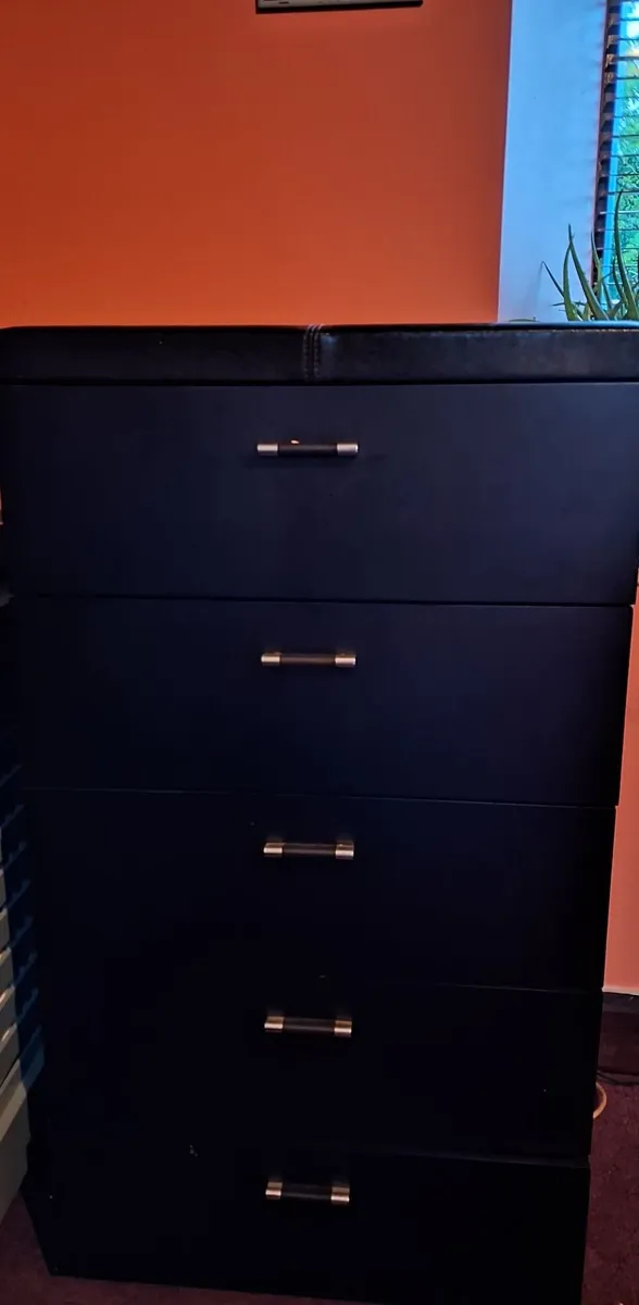 Leather Bedroom Set - Image 4