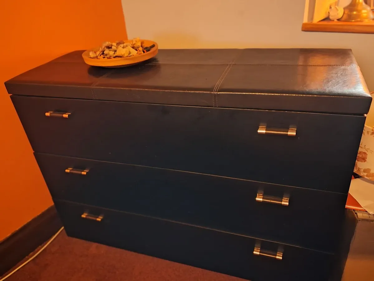 Leather Bedroom Set - Image 1