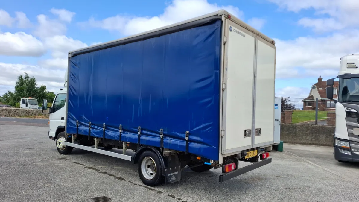 2019 Fuso 7C18 Curtain Side Truck , 7.5 Ton - Image 4