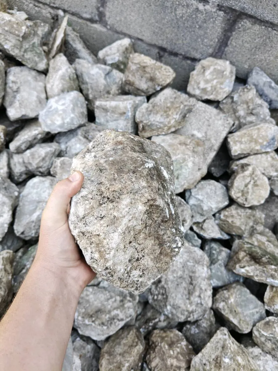Concrete rubble - Image 2