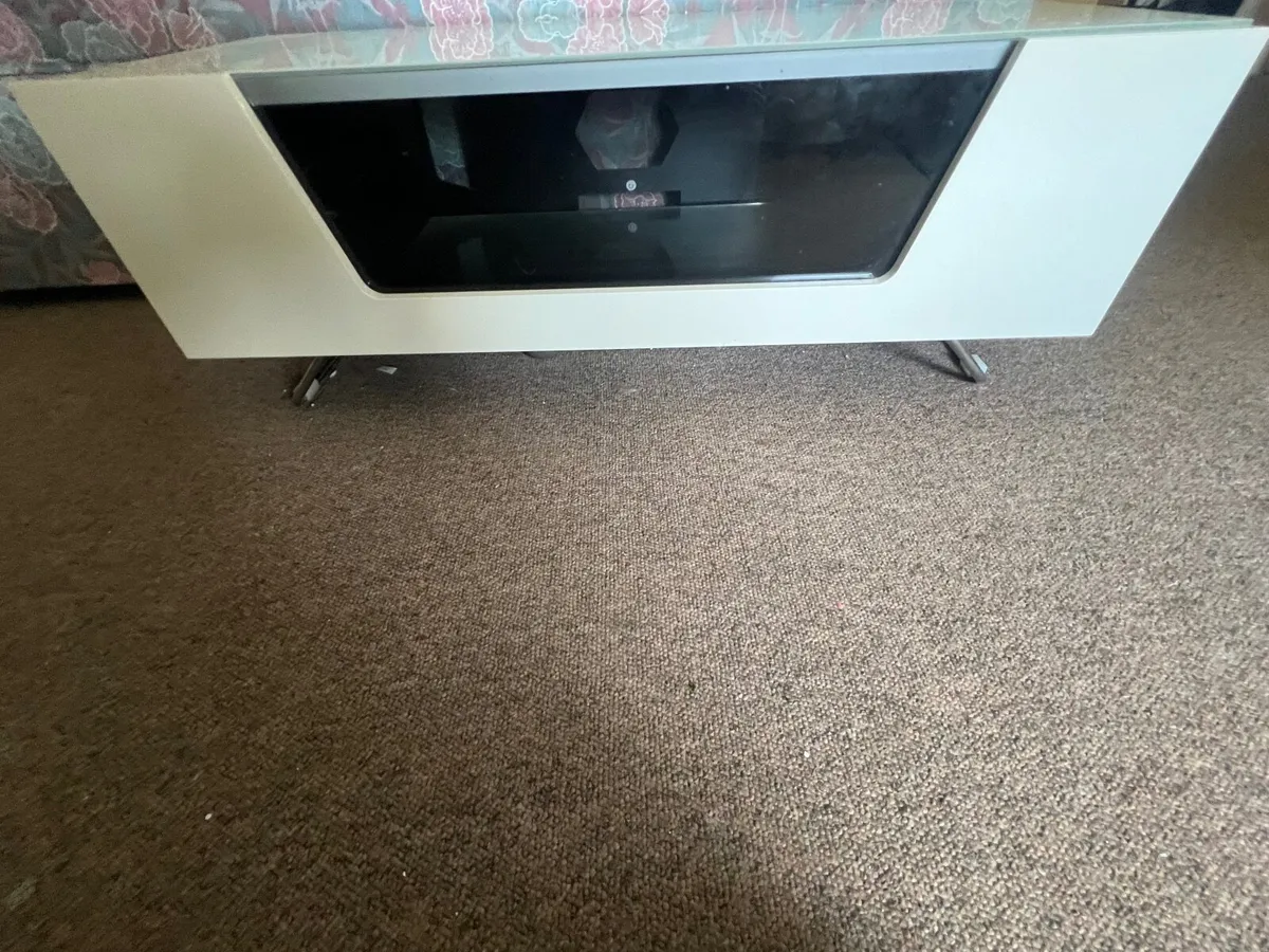 Tv stand - Image 2